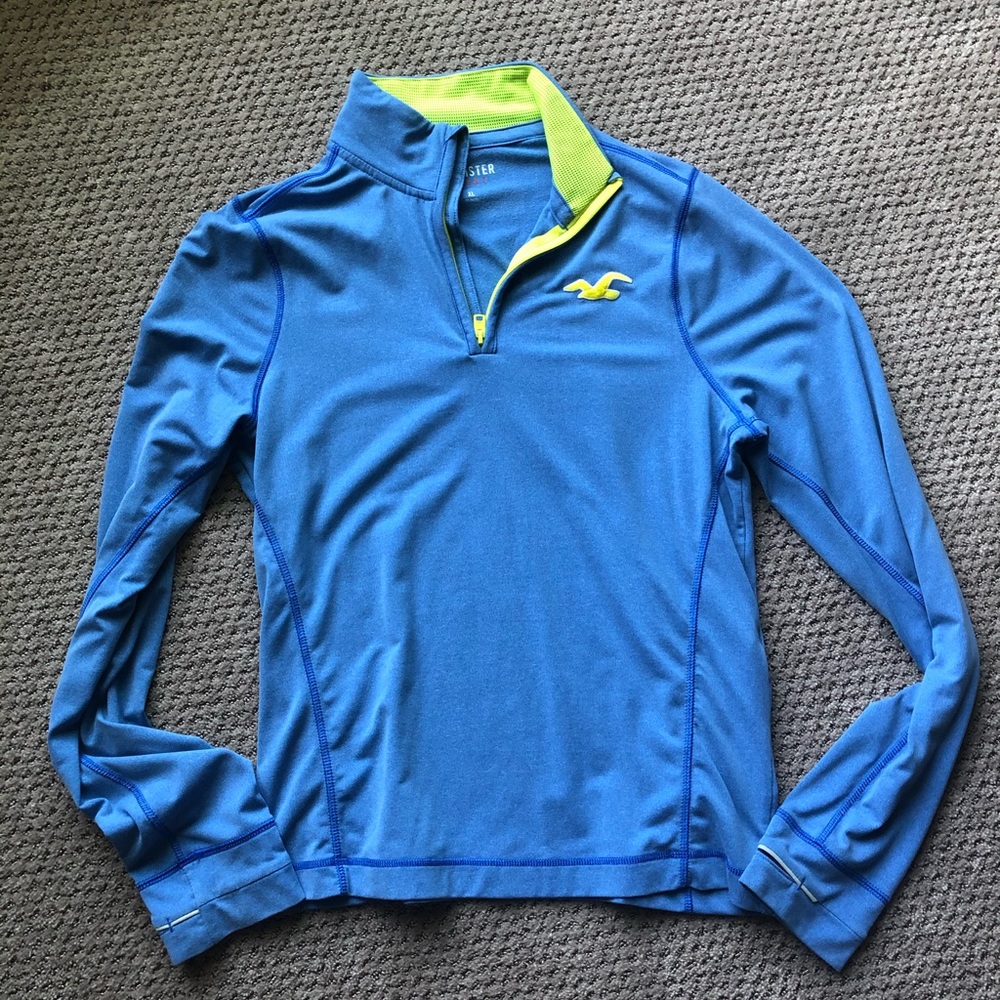Hollister Quarter Zip size XL